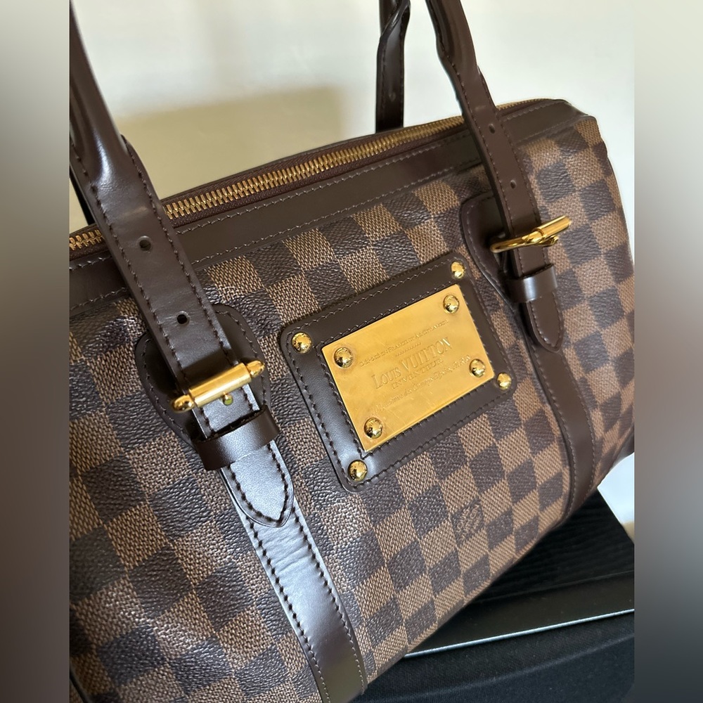 LOUIS VUITTON Damier Ebene Berkeley